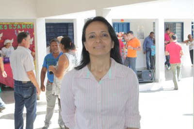 Diretora da escola, Silvania Lelis