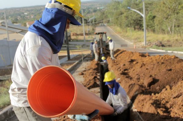 Águas de Barra do Garças estará realizando obras de ampliação de rede de esgoto no Bairro Jardim Serra Dourada