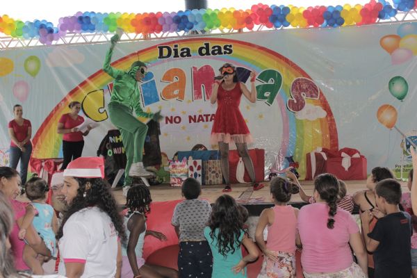 Barra do Garças realiza festas em comemoração ao Natal para crianças e melhor idade em Barra do Garças