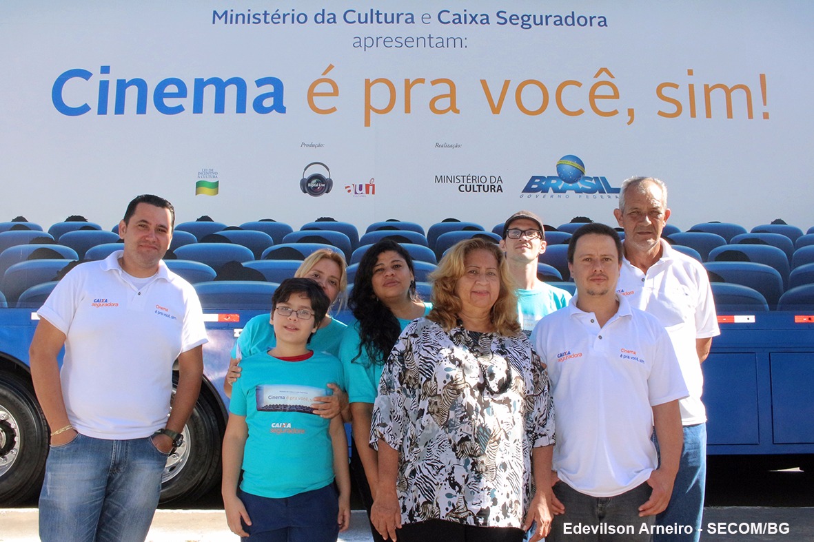 Carreta Cinema exibe primeira Sessão em Barra do Garças