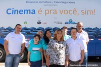 Carreta Cinema exibe primeira Sessão em Barra do Garças