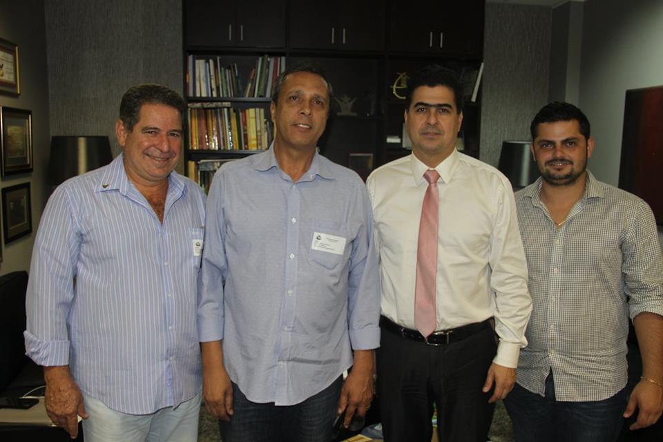 Deputado Emanuel Pinheiro recebe autoridades de Barra do Garças