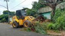 Equipes fazem limpeza, trocam lâmpadas e implantam sinalização de trânsito em Barra Equipes fazem limpeza, trocam lâmpadas e implantam sinalização de trânsito em Barra