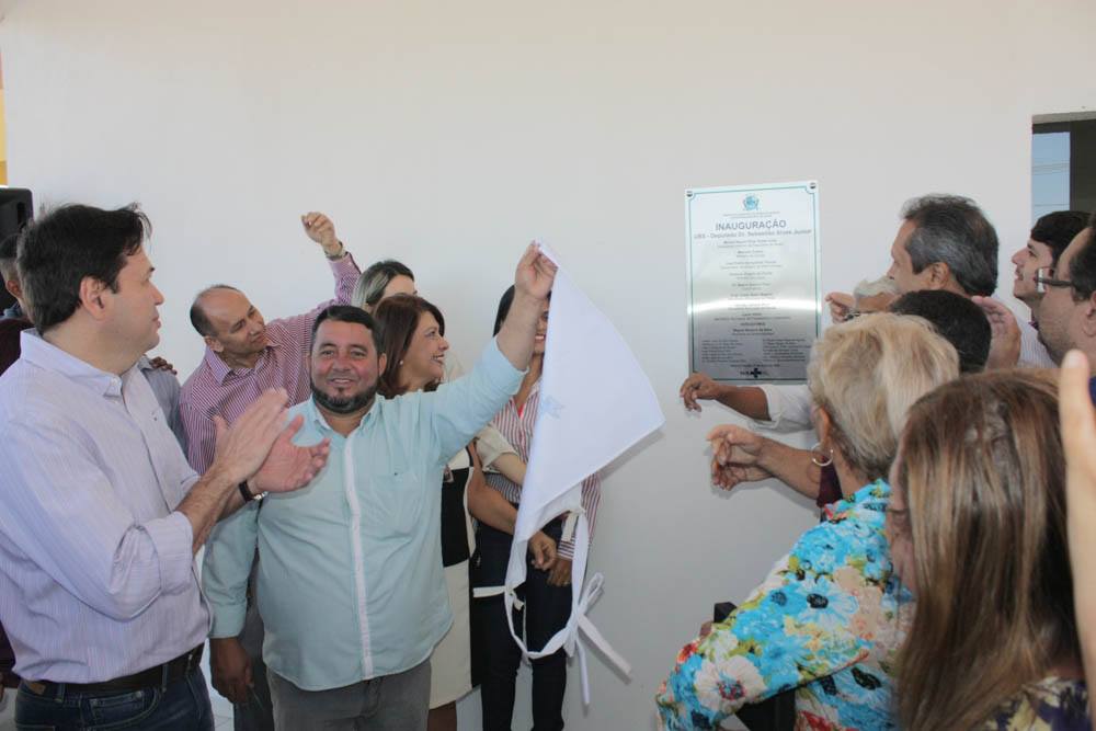 Moradores do Piracema comemoram reabertura de Unidade de saúde no bairro