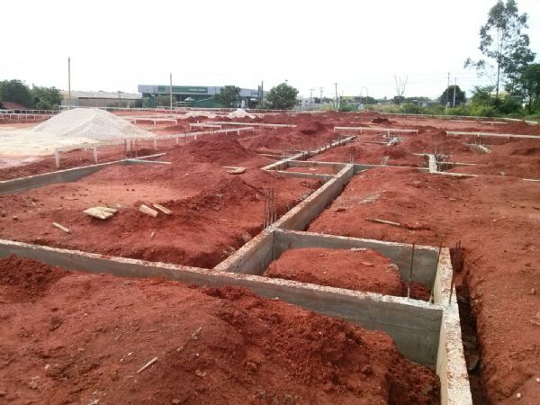 Obra do centro de eventos de Barra do Garças está em pleno vapor