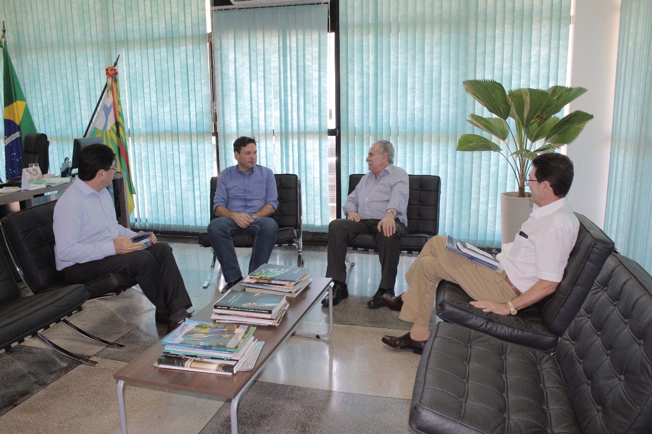 Prefeito de Barra recebe presidente da Fecomércio, discute melhorias para o comércio e investimentos do sistema Sesc/Senac