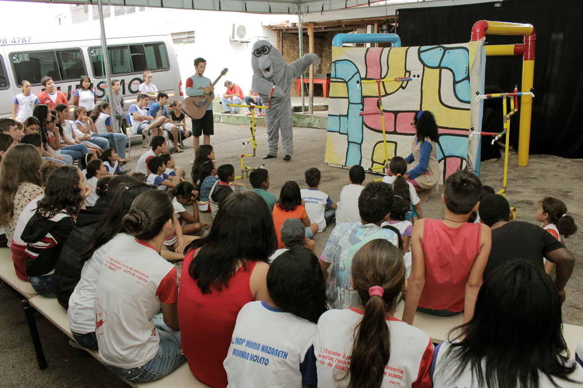 Preservação do meio ambiente é tema de peça teatral para crianças de escolas públicas de Barra do Garças