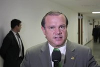 Senador incentiva modernização do Legislativo