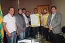 Assessores da presidência do TCE-MT convidam agentes públicos e políticos de Barra do Garças e região para o ciclo de palestras do Programa Consciência Cidadã Assessores da presidência do TCE-MT convidam agentes públicos e políticos de Barra do Garças e região para o ciclo de palestras do Programa Consciência Cidadã