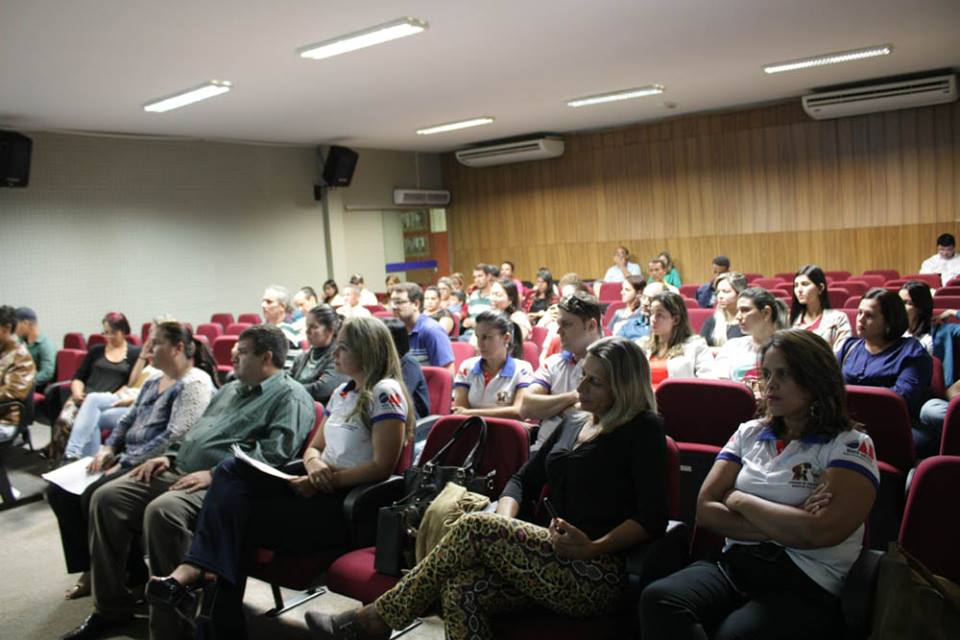 Audiência Pública debate controle populacional de cães e gatos e a criação do Centro de Zoonose em Barra do Garças