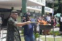 Bandeiras da Câmara em mau estado são incineradas no Dia da Bandeira