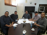 Em Cuiabá, Miguelão, Dr. Neto e Murilo Valoes protocolam documentos para vinda da escola militar para Barra do Garças