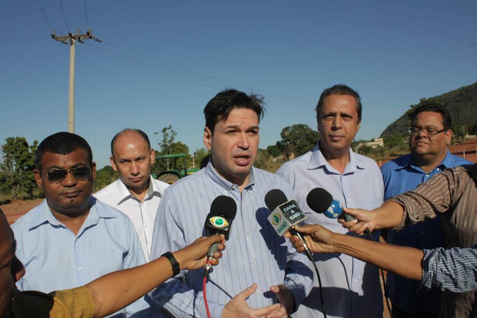 Prefeito sanciona projeto de lei que estabelece princípios para a política municipal de proteção dos direitos da pessoa com transtorno do espectro autista