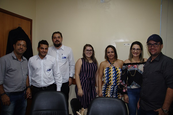 Vereadores da Câmara de Querência e servidores visitam Câmara de Barra do Garças