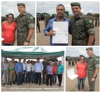 Vereadores recebem Diploma de Amigo do Batalhão