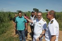 Vice-Almirante da Marinha conhece terreno para futuras instalações da Marinha do Brasil em Barra do Garças